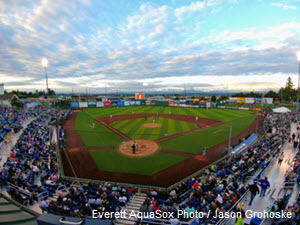 Everett Aquasox vs. Spokane minor league baseball
